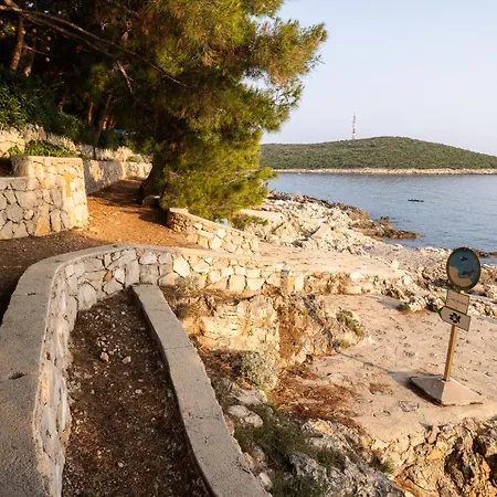 Campingplatz Glamping Tents - Camp Slatina Martinšćica