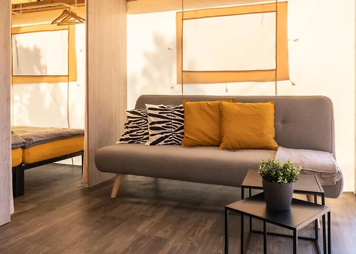 Kamp alanı Glamping Tents - Camp Slatina Martinšćica
